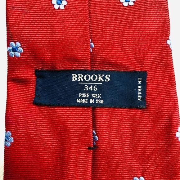 🌹Brooks Tie Pure Silk Red Blue & White Flower - Picture 3 of 3
